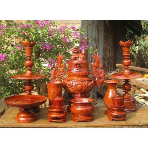 Bộ Đồ Thờ Cúng Gỗ Hương Cao 50Cm